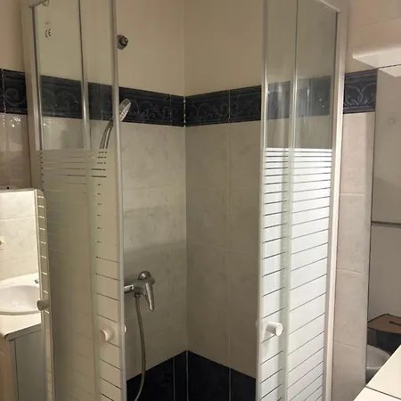 Calif, Face Tram Proche *