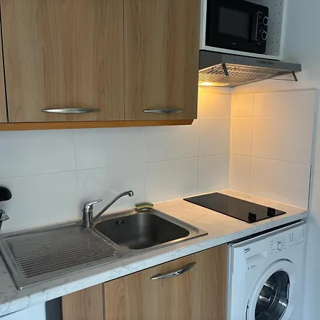 Calif, Face Tram Proche Appartement *